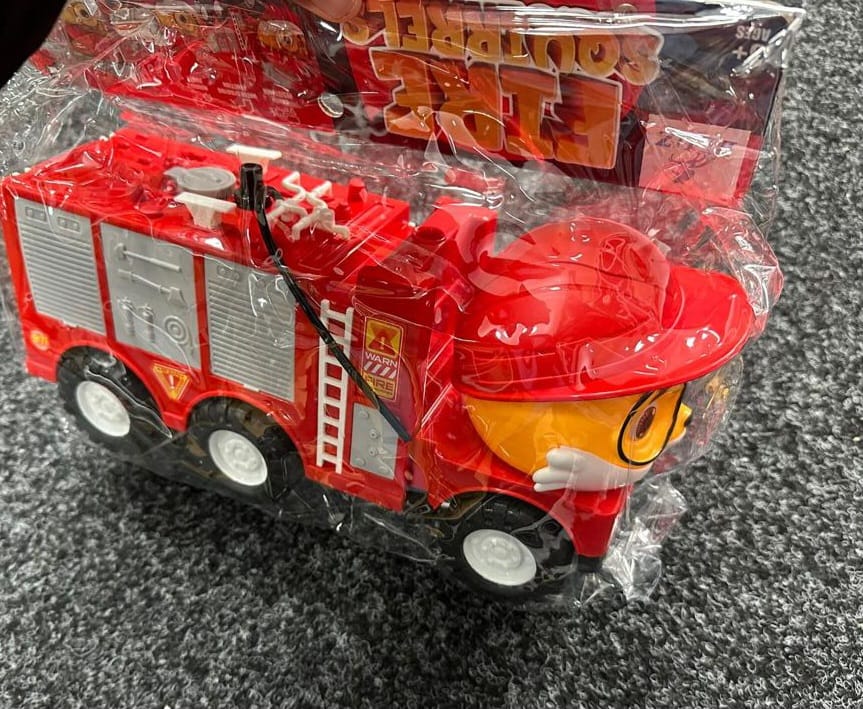 Fire Squirrels Water Spray Fire Engine Toy – Sprays Up to 6 Metres