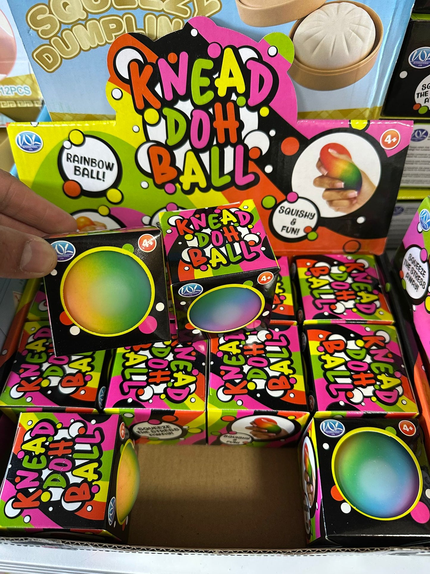 RAINBOW KNEAD DOH BALL 6CM -12 Pieces in a Box