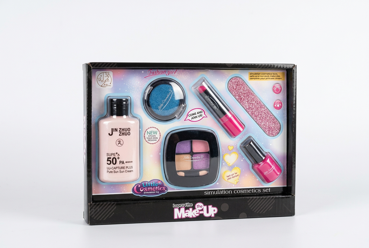 Cosmetics toy set packaging shot